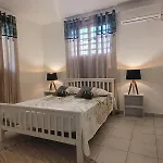 Les Lodges Des Cascades Tropical